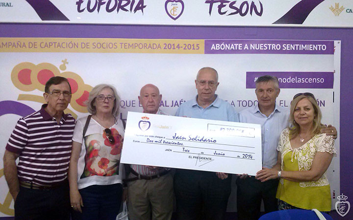 El Real Jaén continúa colaborando con Jaén Solidario