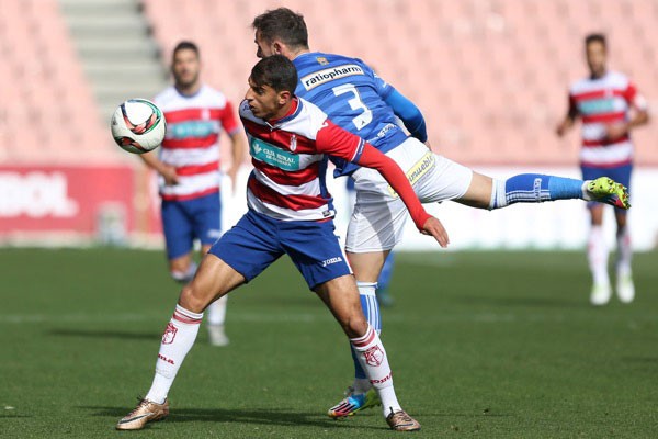 El Linares Deportivo rescata un punto en Granada