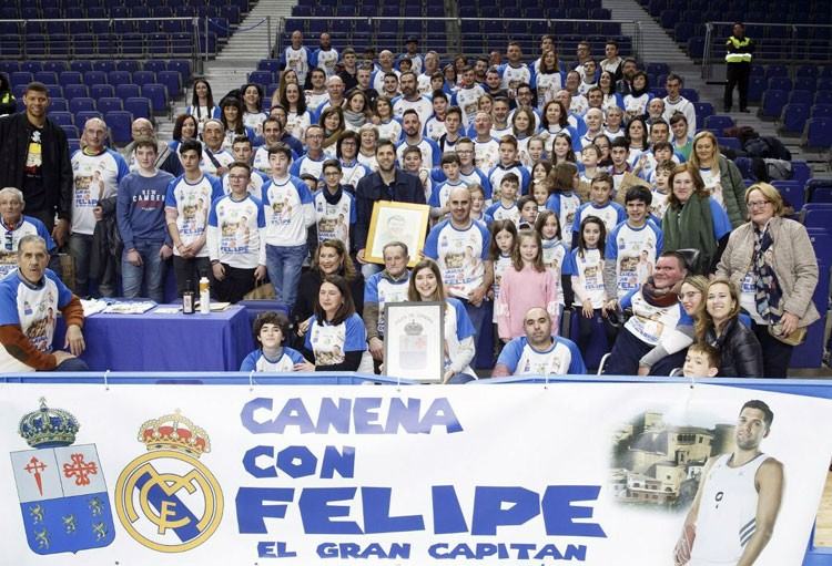 Felipe Reyes se vio arropado por Canena en el Real Madrid – Valencia Basket