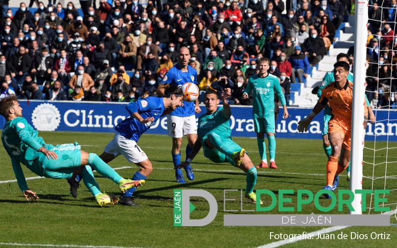 Un gol de Sanchidrián sella la tercera victoria consecutiva del Linares Deportivo