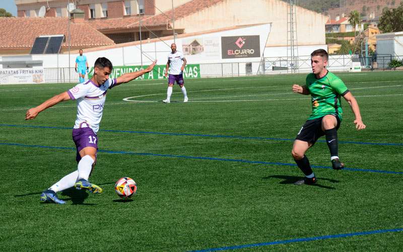 Tropiezo del Real Jaén frente al CD Huétor Vega