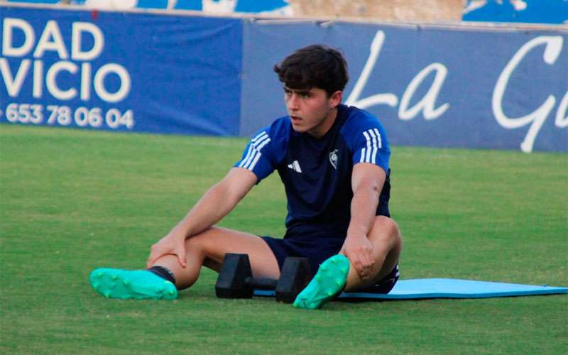 Ortuño deja de ser jugador del Linares Deportivo