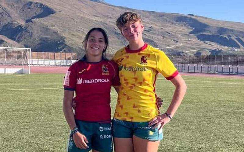 Laura Cruz y Laura Jiménez, entre las jóvenes promesas del rugby español