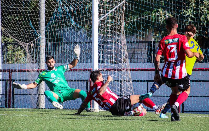 El Atlético Porcuna es superado por el FC Marbellí