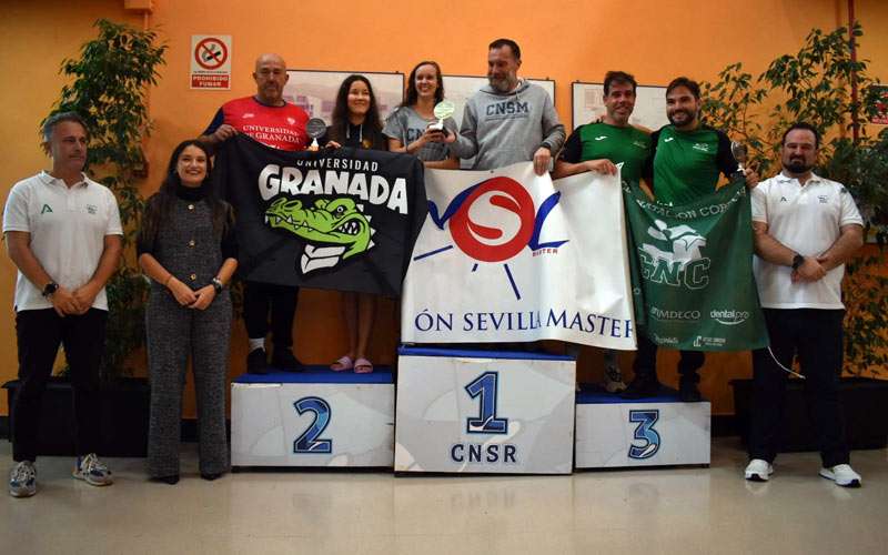 El CD Natación Sevilla Máster se corona campeón andaluz en Jaén