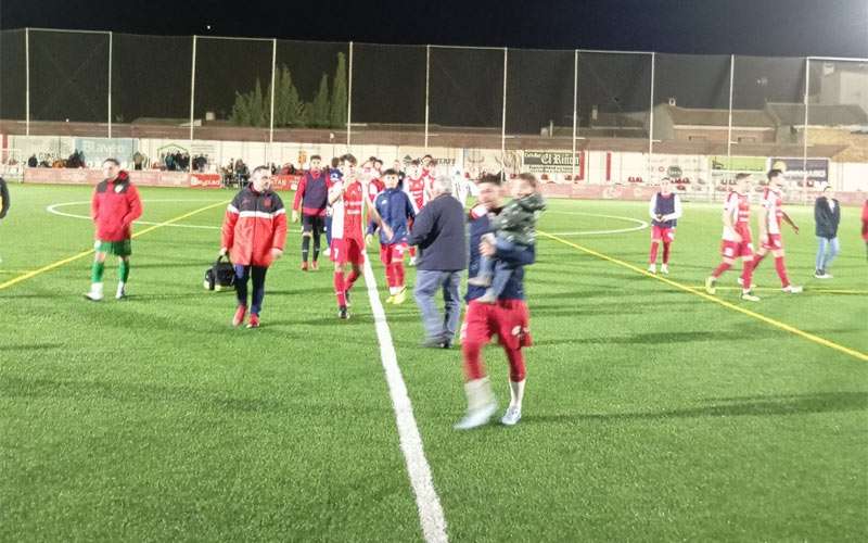 Manu López le da la victoria al Toreperogil en el derbi contra el Martos