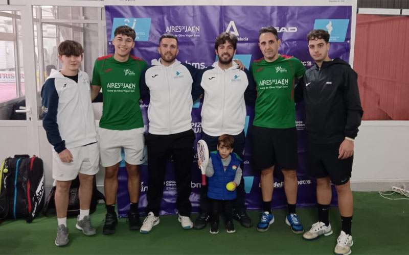 Padelaka hace cumbre en el Campeonato Provincial por Equipos Absolutos de Jaén