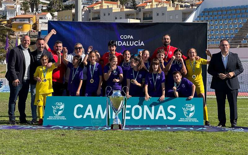 Jaén se corona campeón andaluz de fútbol alevín femenino