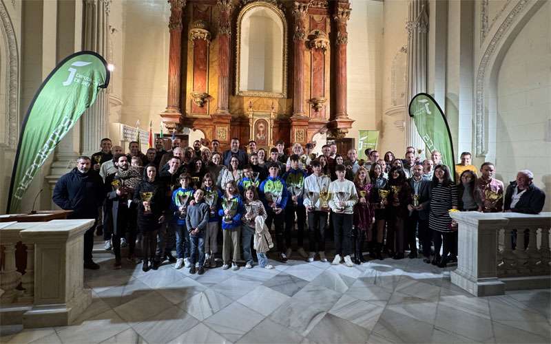 Los circuitos provinciales de Carreras por Montaña y de Triatlón de Menores registran un éxito de participación