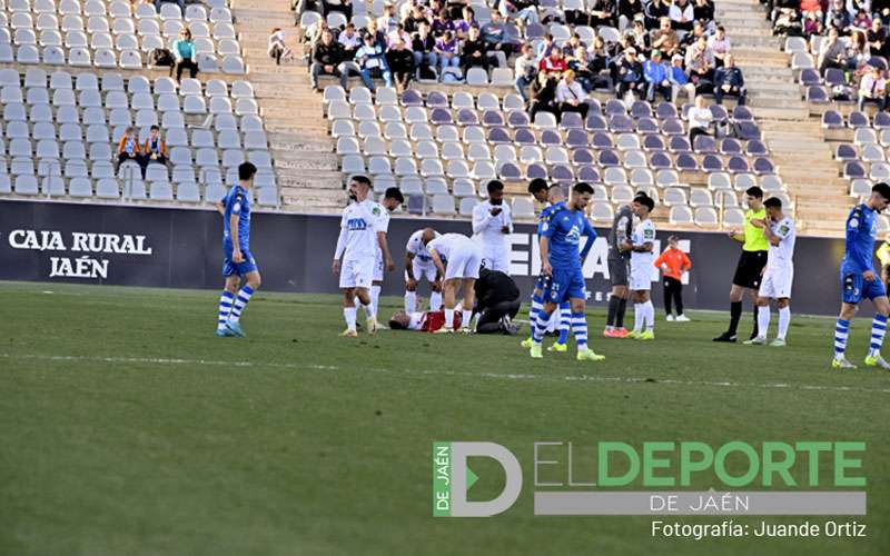 El Real Jaén, pendiente del alcance de la lesión de Adri